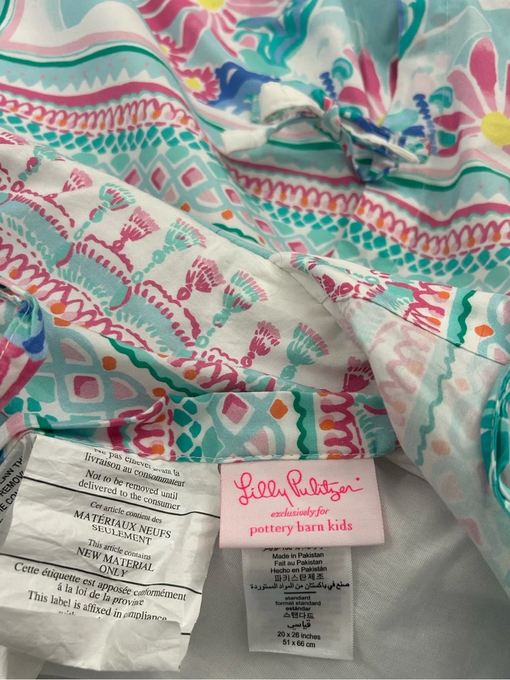 Lilly Pulitzer for Pottery Barn 2 pillowcases, Unicorns In Bloom